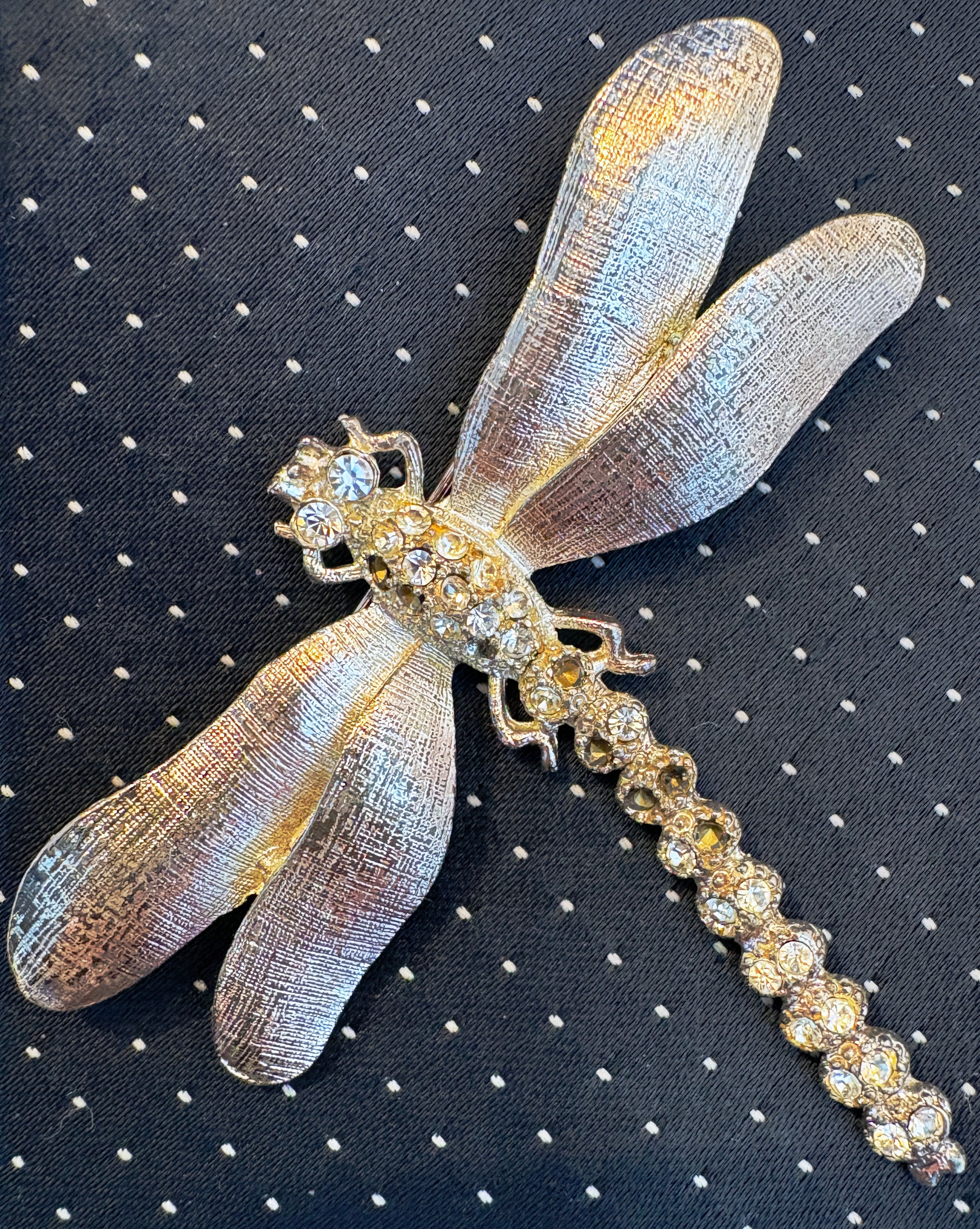 Tie with Dragonflies