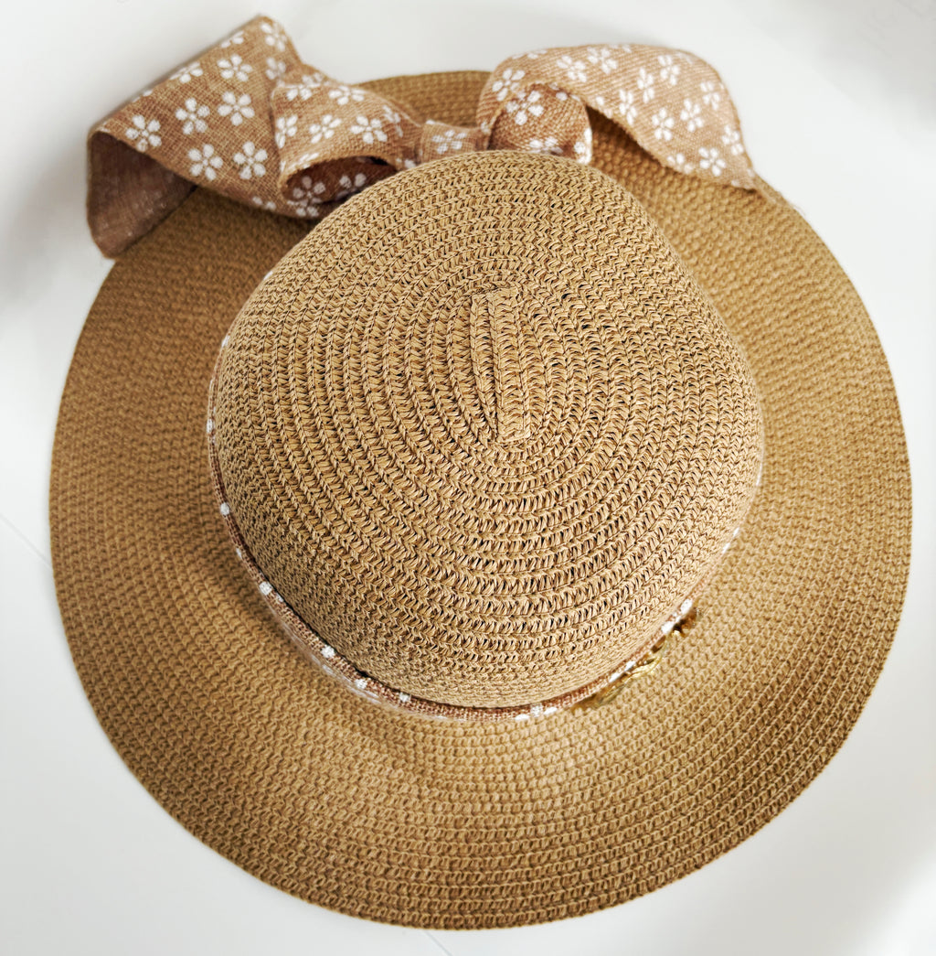 Straw Sun Hat with Brooch and Bow